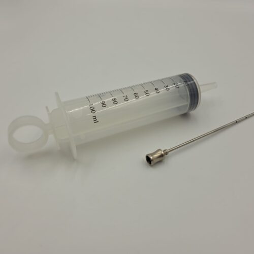 Strzykawka 100 ml.z igłą wielootworową