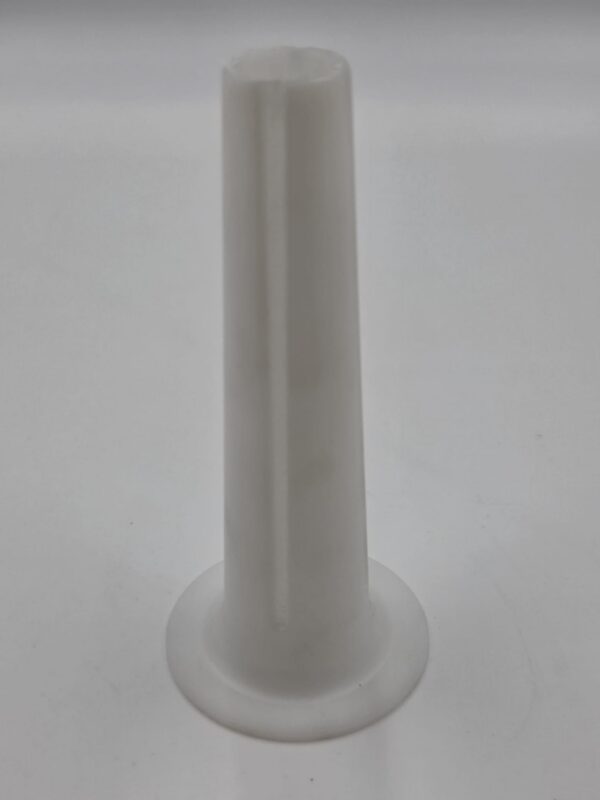 Lejek do maszynki nr 8 plastikowy